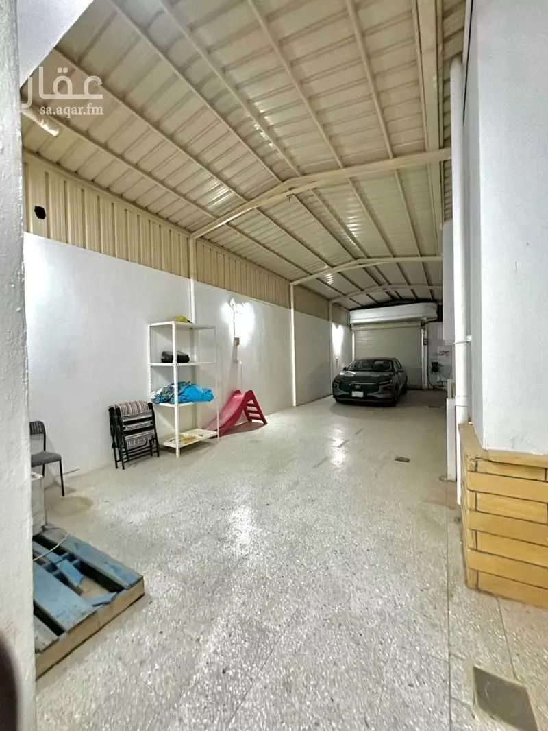 فيلا 10 غرف في الزهرة 5