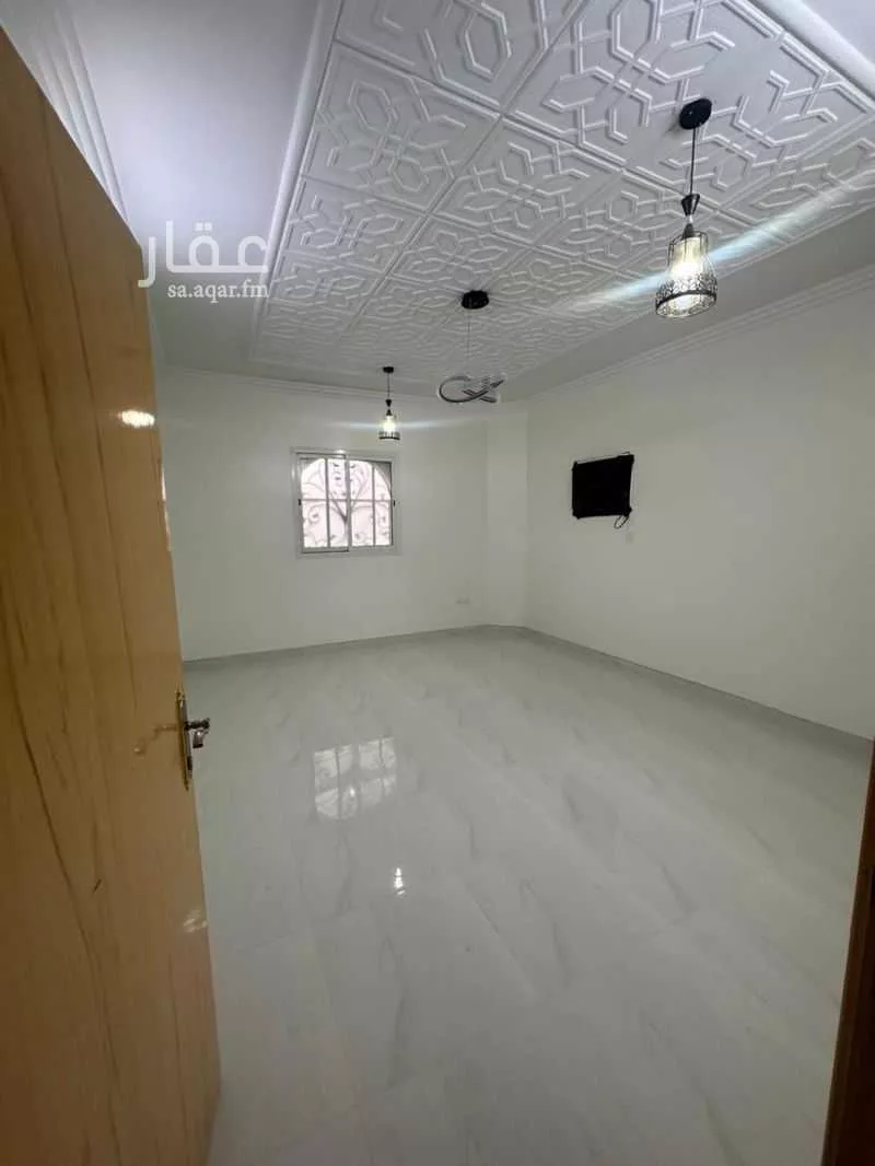5 bedroom apartment in Al Zahrah, Riyadh 16