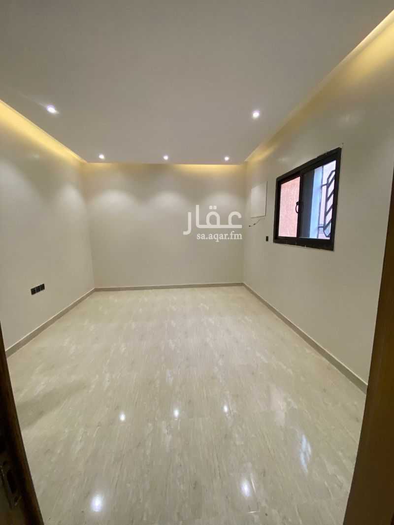 17 bedroom building in Al Zahrah, Riyadh 11
