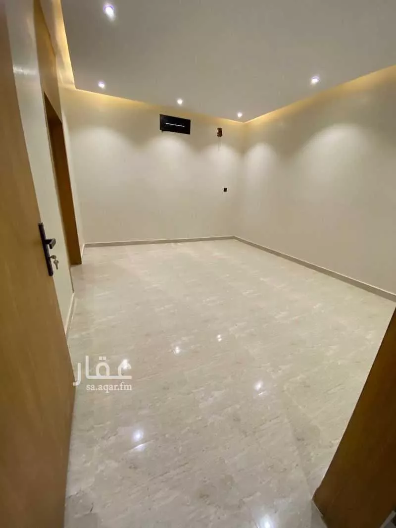 500 sqm building in Al Zahrah 4