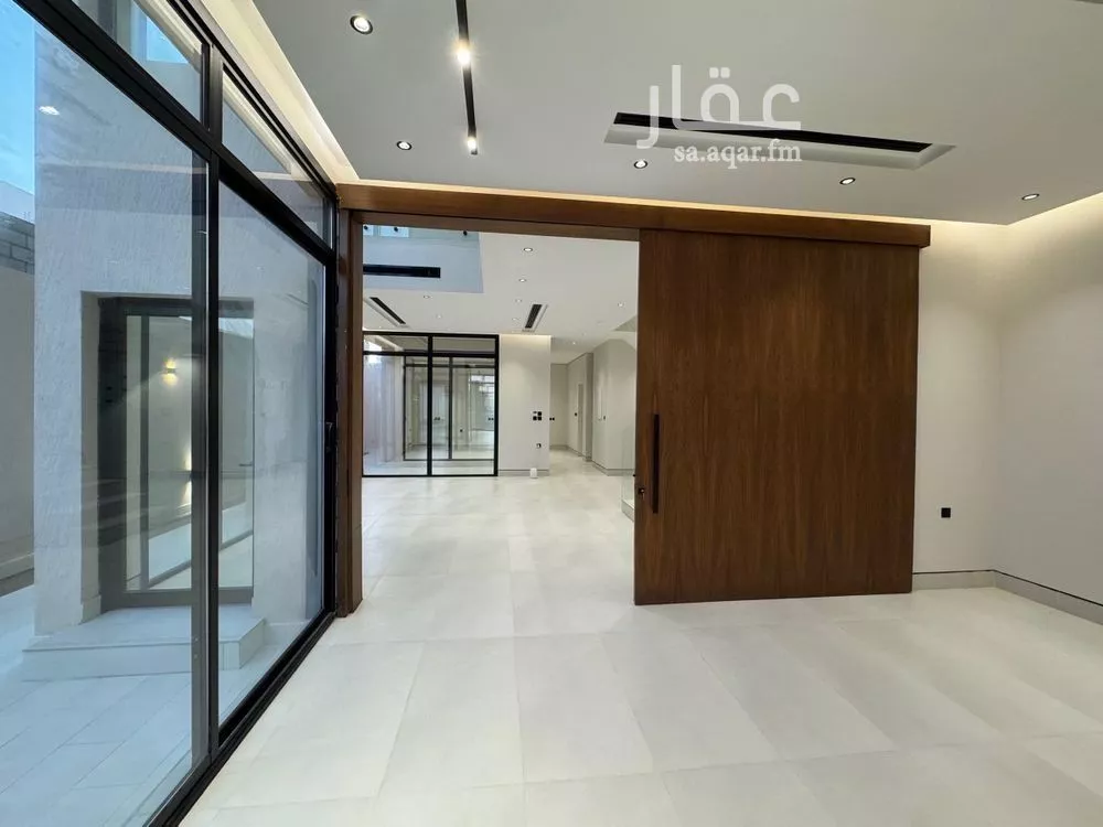 فيلا 5 غرف في النرجس 5