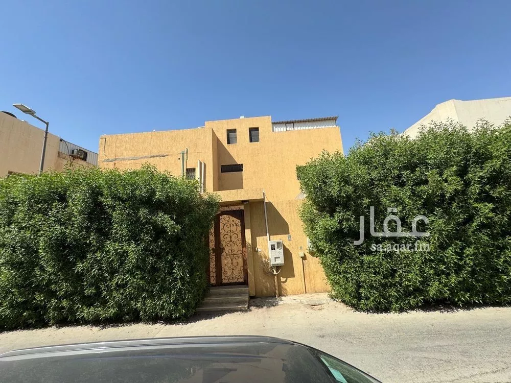 فيلا 6 غرف في الملك فهد 2