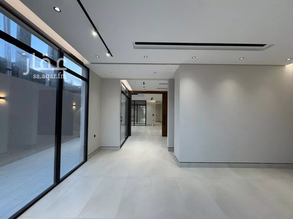 فيلا 5 غرف في النرجس 4