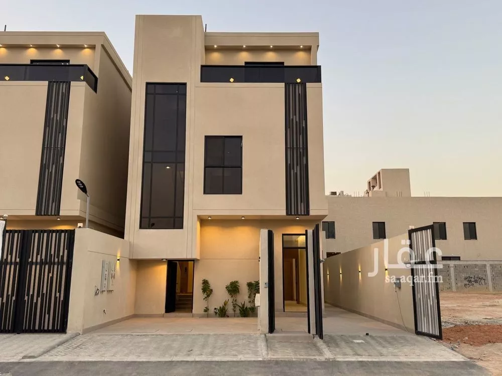 دور 3 غرف في العارض 2