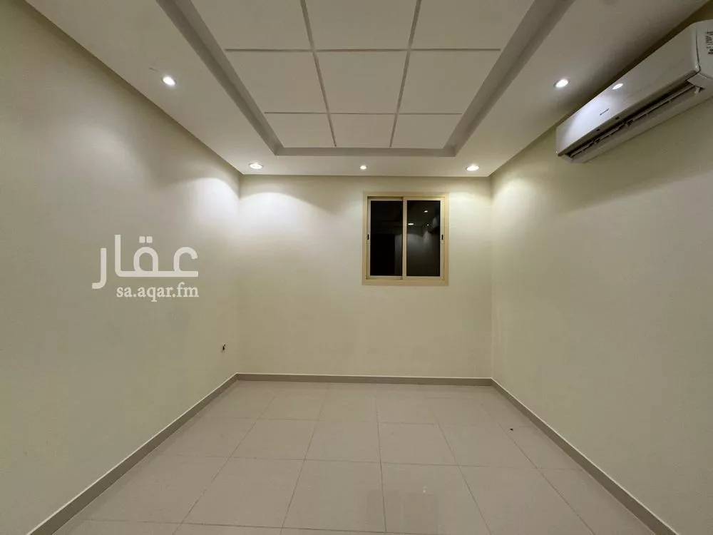 4 bedroom apartment in Al Yasmin 5