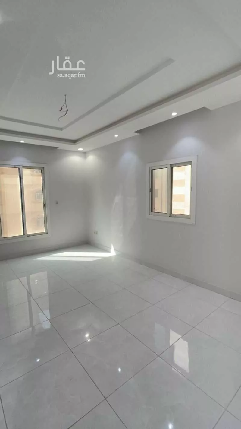 شقة 5 غرف في الورود 2