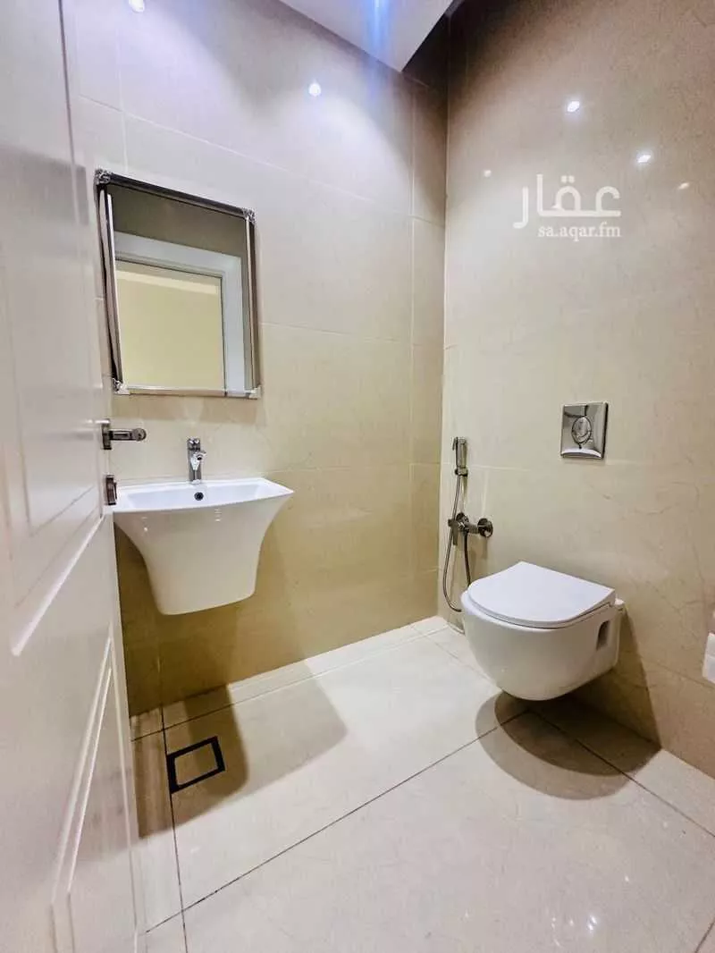3 bedroom apartment in Al Rahmaniyyah, Riyadh 7