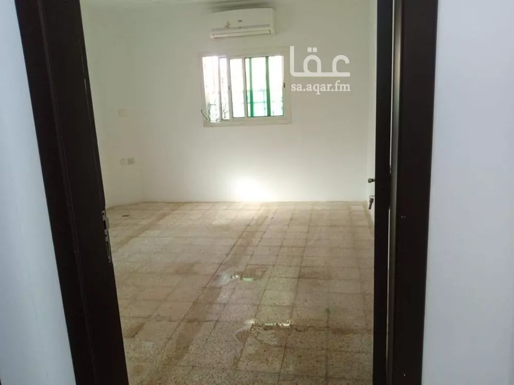 5 bedroom villa in Al Jazirah 3