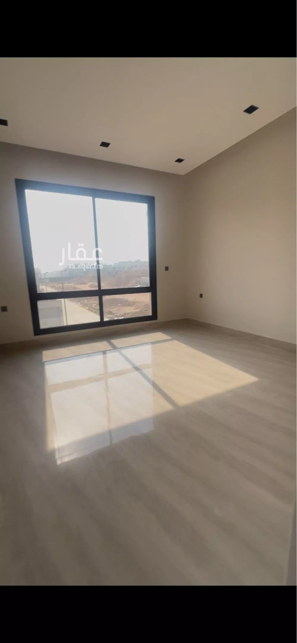 فيلا 4 غرف في الرمال 5