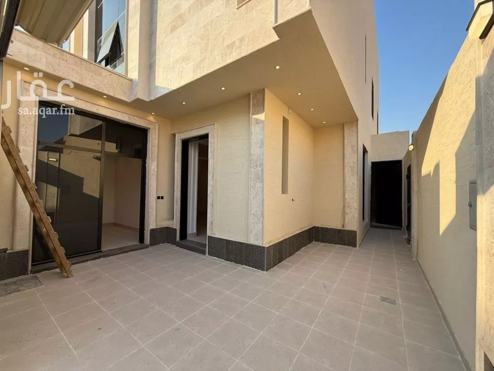 فيلا 5 غرف في طويق 4