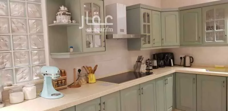 شقة 4 غرف في المروة 1