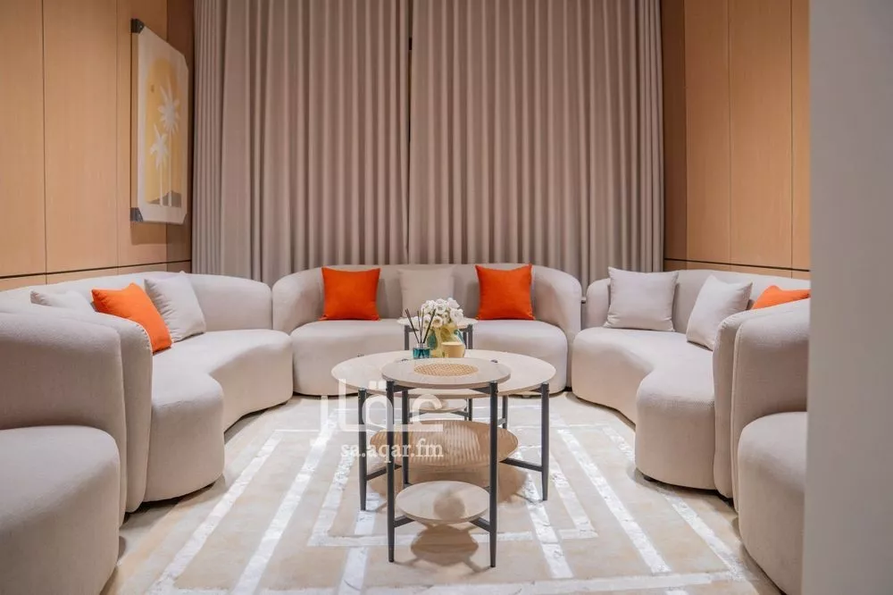 4 bedroom apartment in Al Hamra 3