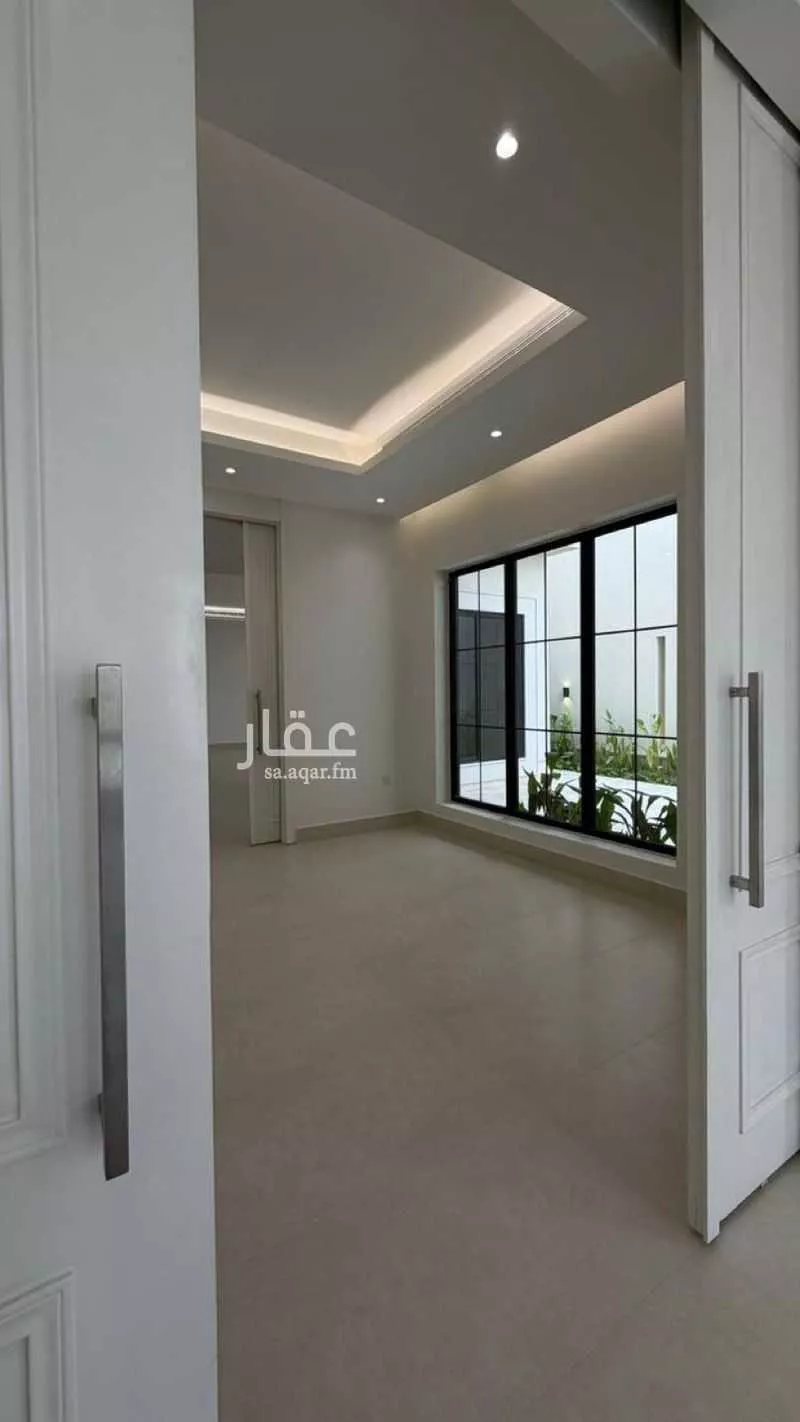 فيلا 4 غرف في المهدية 5