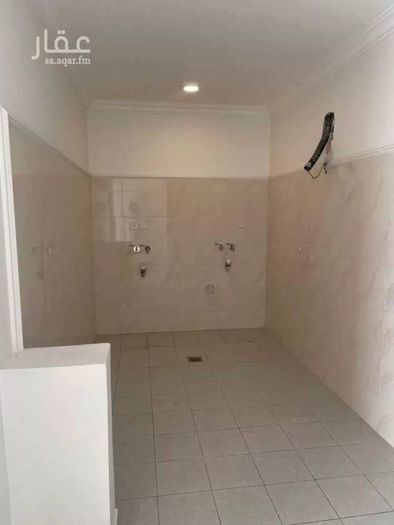 4 bedroom villa in Al Buhairah, Eastern Province 23