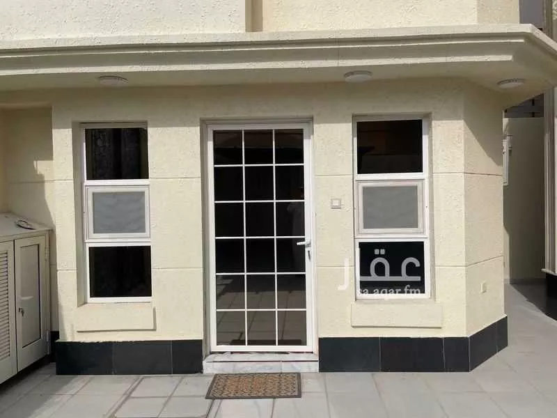 4 bedroom villa in Al Buhairah, Eastern Province 8