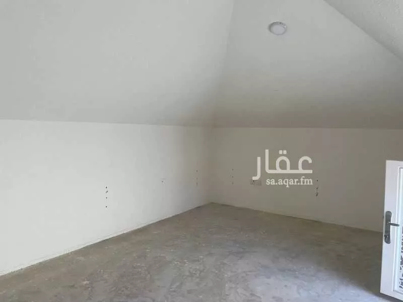 4 bedroom villa in Al Buhairah, Eastern Province 17