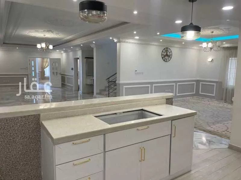 4 bedroom villa in Al Buhairah, Eastern Province 18