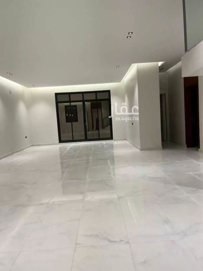 فيلا 4 غرف في الرمال 2