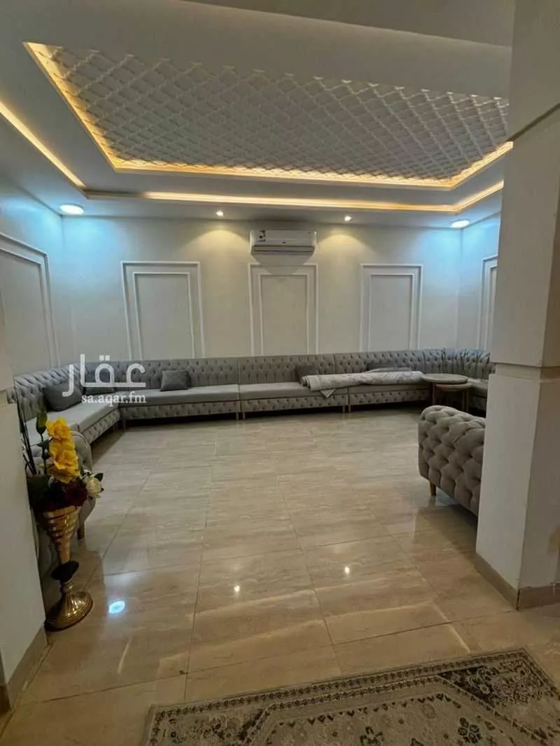 5 bedroom villa in Al Rimal 2