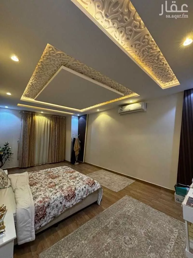 5 bedroom villa in Al Rimal 4