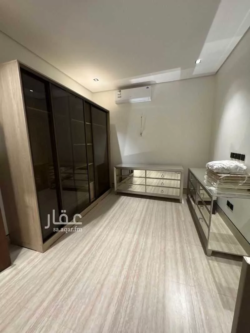 4 bedroom villa in Al Rabie 5