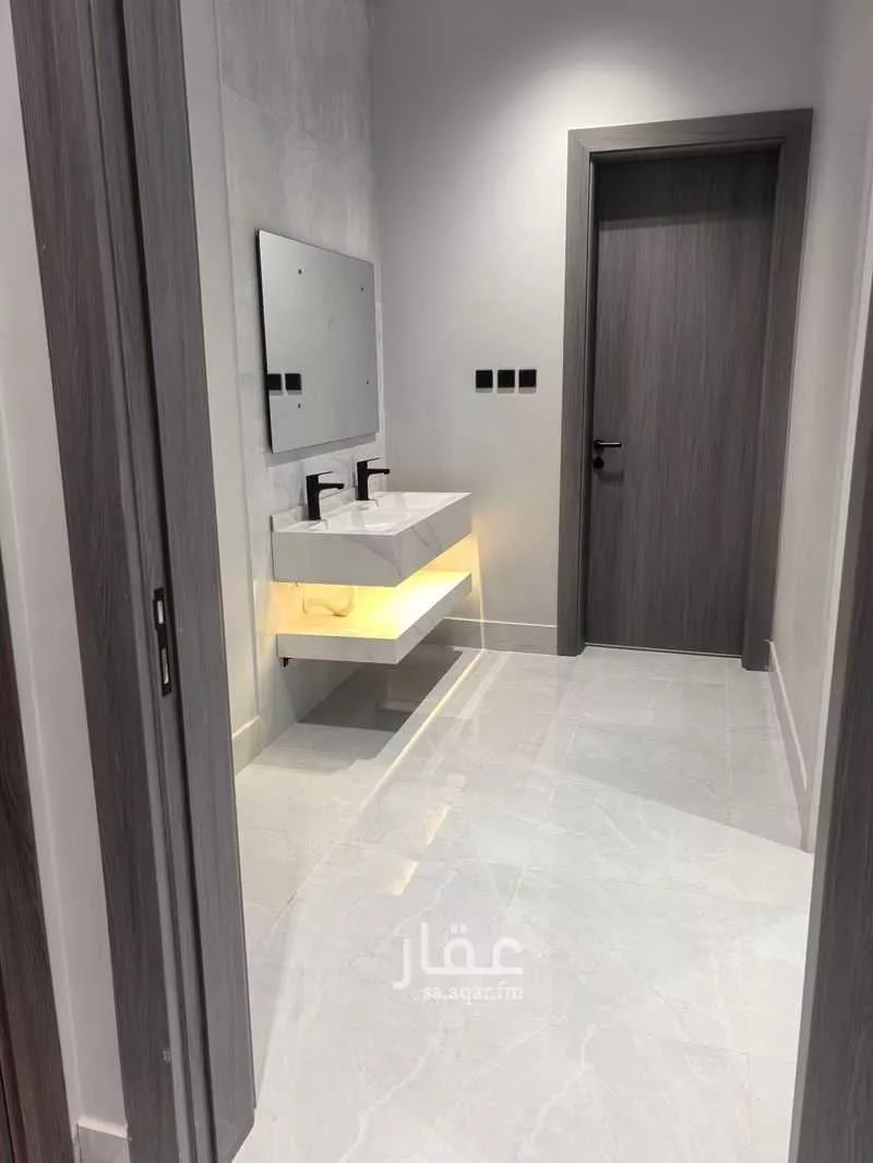 5 bedroom apartment in King Fahd, Madinah 8
