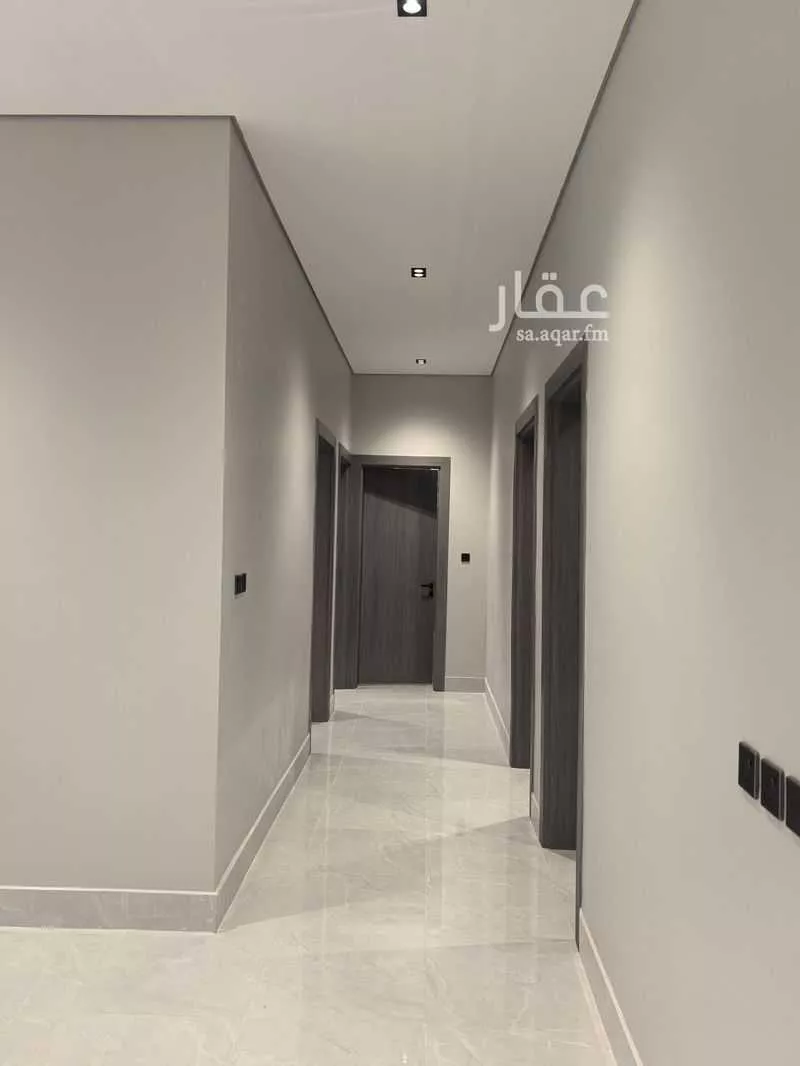 5 bedroom apartment in King Fahd, Madinah 6