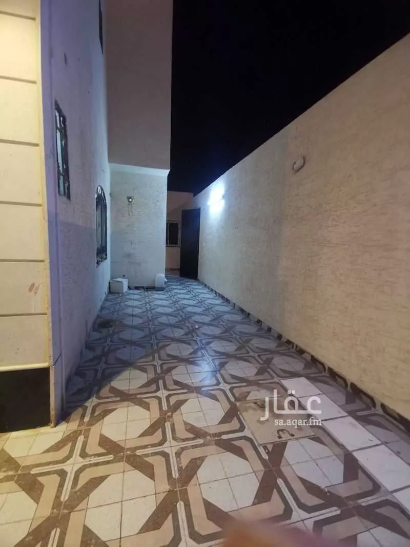 8 bedroom villa in Dhahrat Namar, Riyadh 12