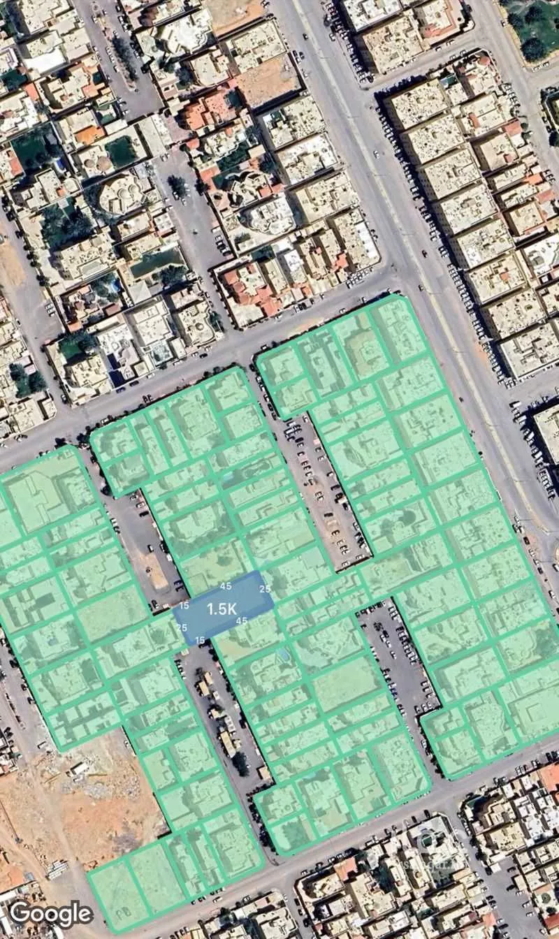 أرض 1500 م² في الحمراء 5