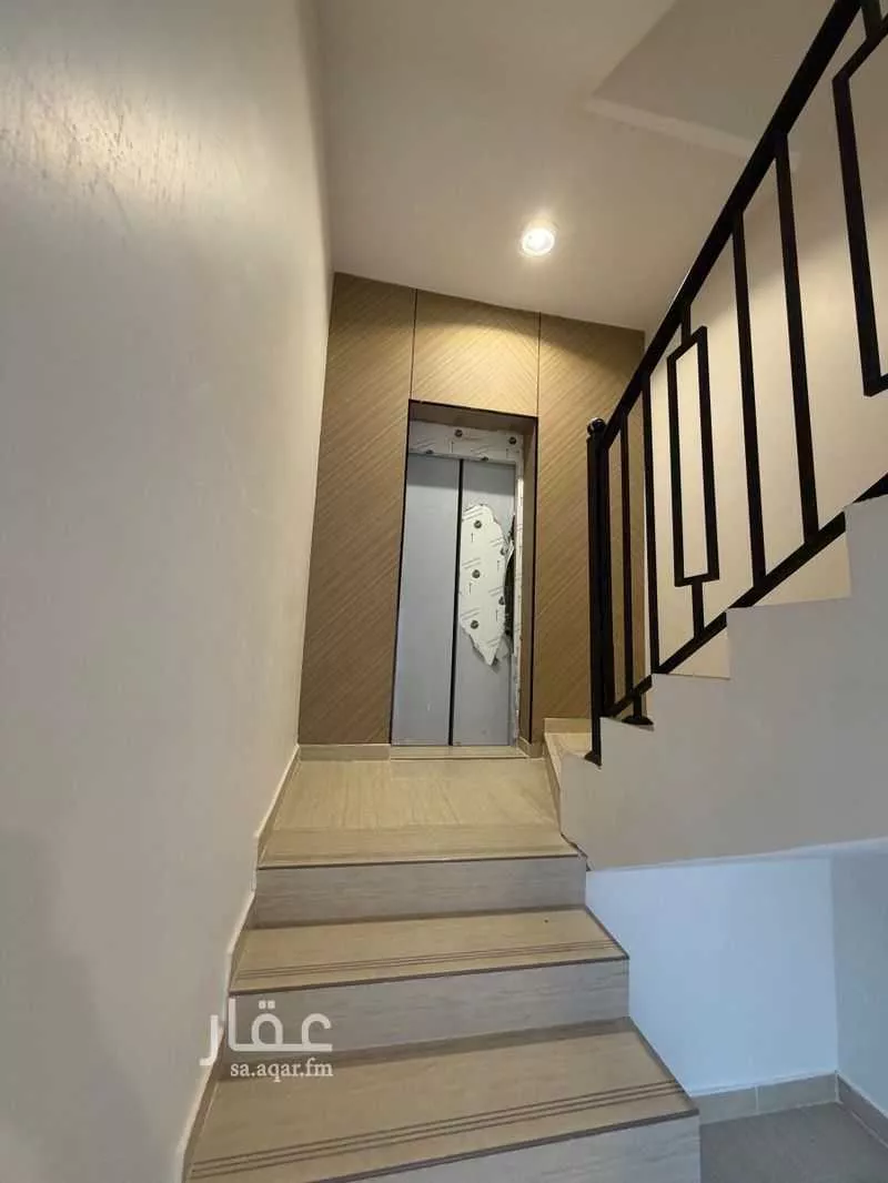 3 bedroom floor in Al Rimal 5