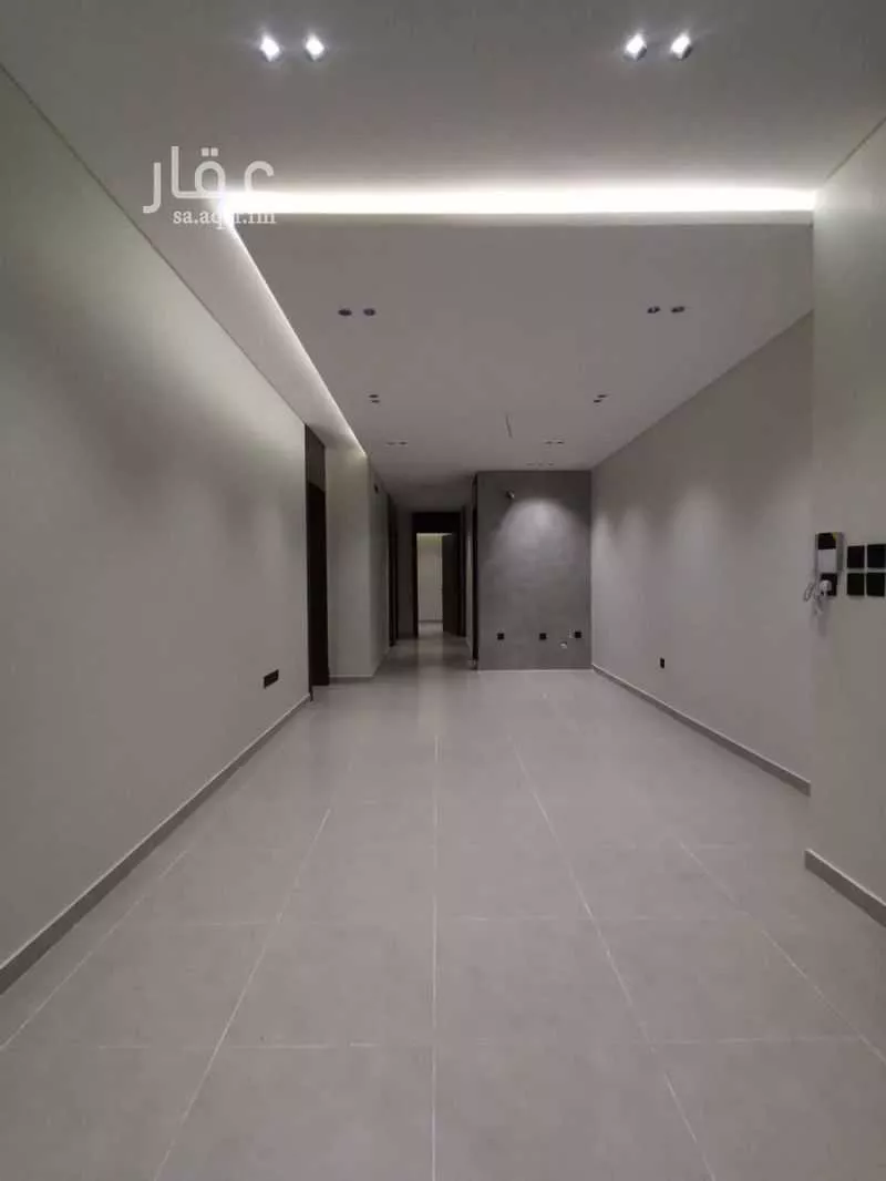 شقة 6 غرف في الريان 2