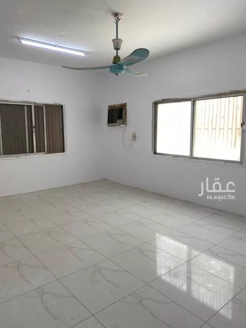 عمارة 145 م² في عتيقة 2