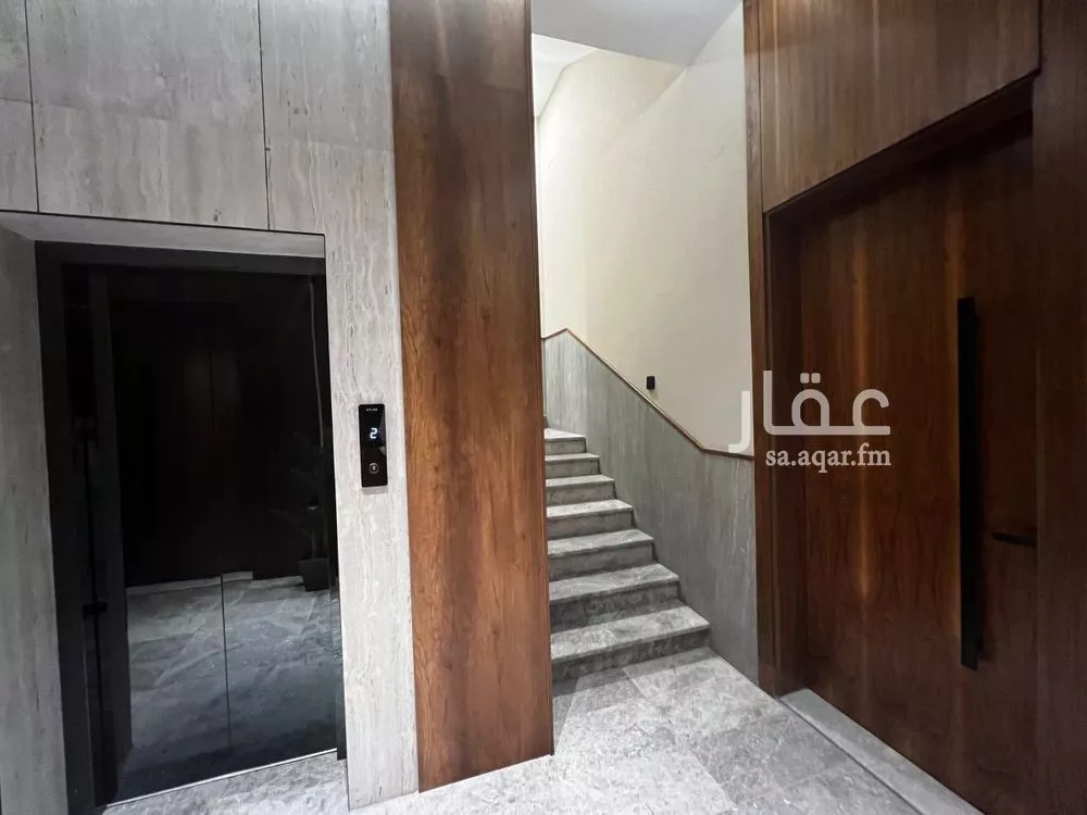 شقة 6 غرف في النهضة 5