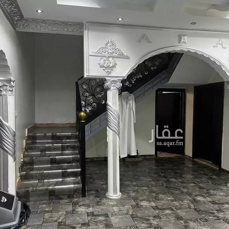 فيلا 6 غرف في الشفا 4