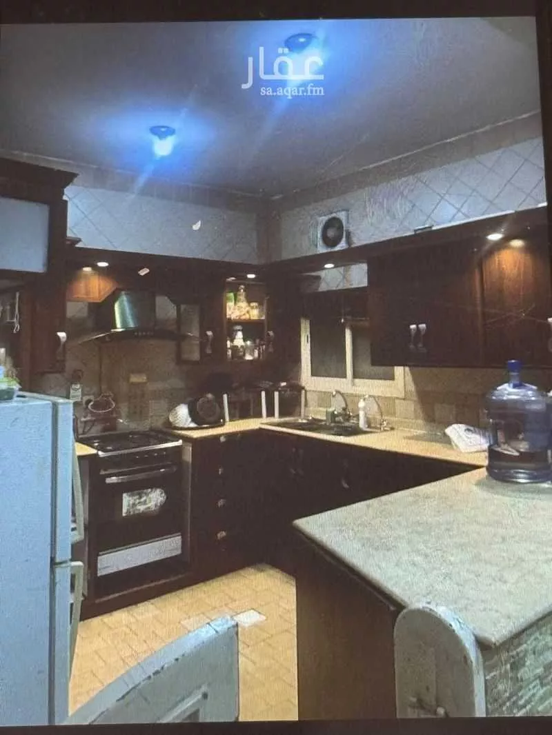 شقة 6 غرف في الدار البيضاء 1