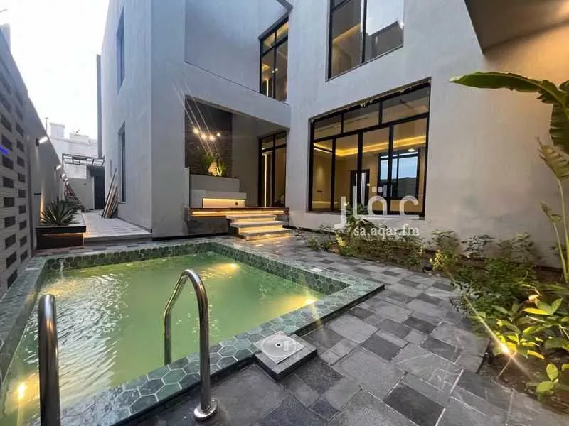 فيلا 5 غرف في الشراع 2