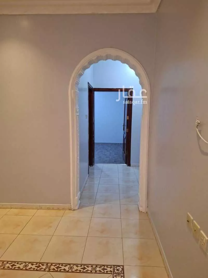 5 bedroom apartment in Mudhainib 3