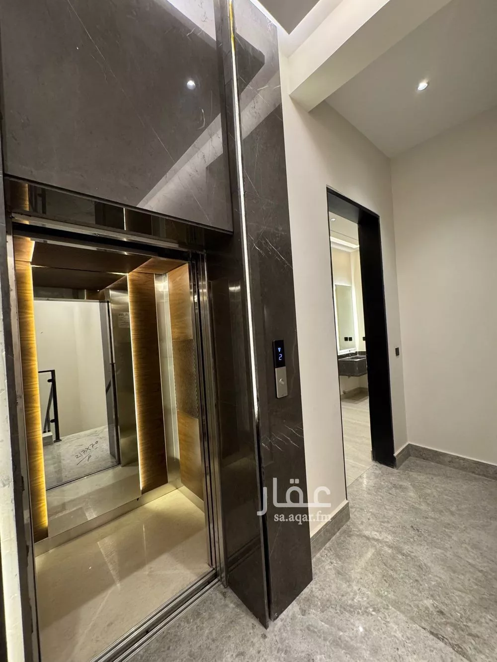 3 bedroom floor in Al Munsiyah 5