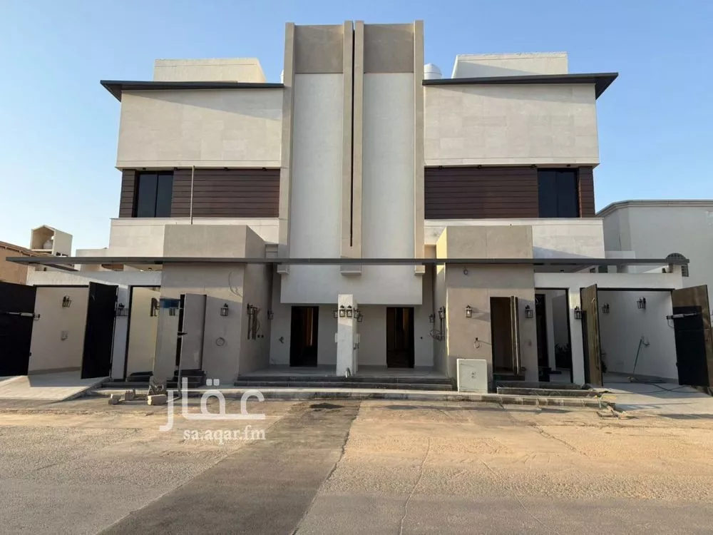 3 bedroom floor in Al Munsiyah 1