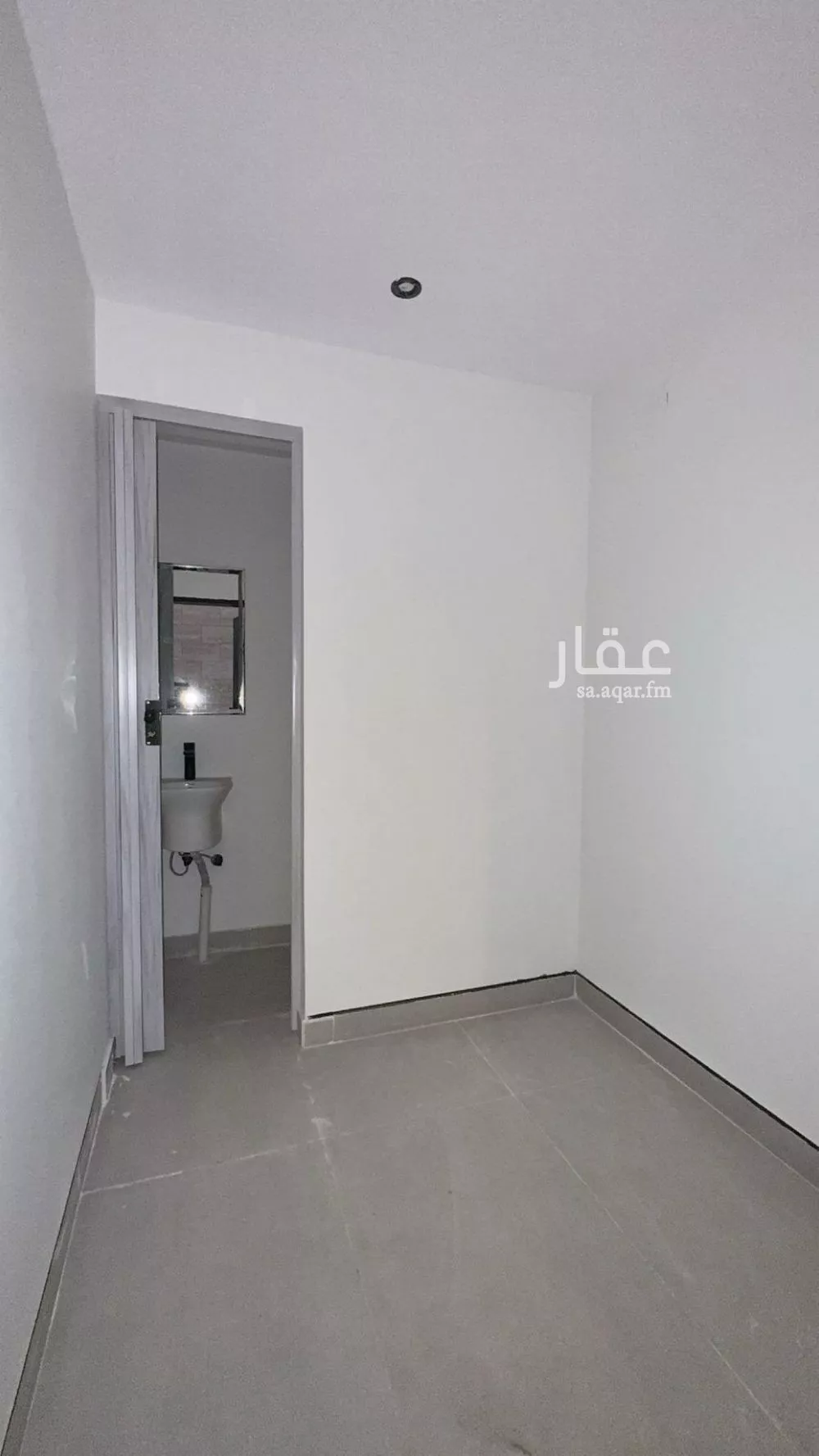 دور 4 غرف في النرجس 4