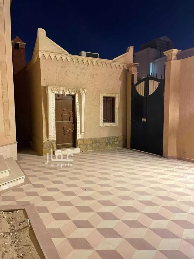 شقة 8 غرف في الوادي 4