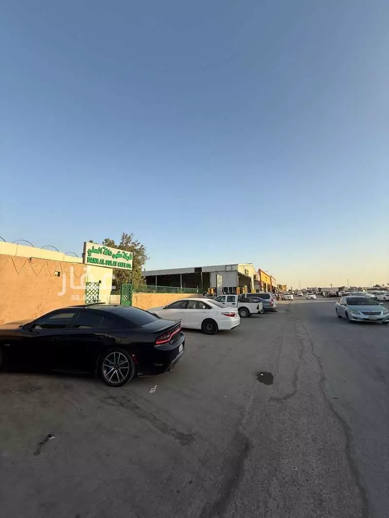 أرض 1200 م² في المصانع 3