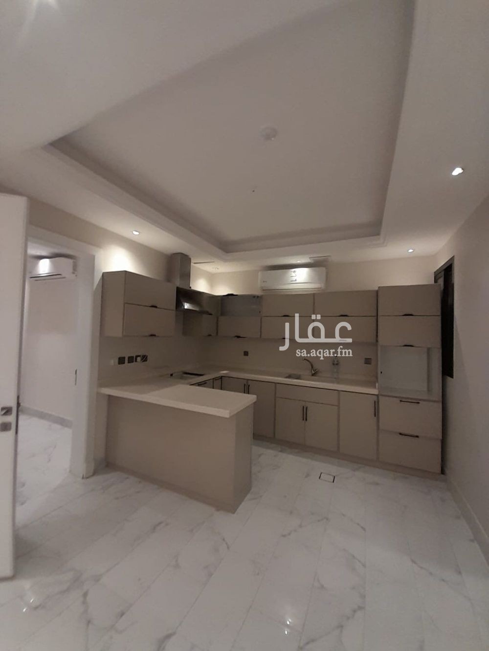 4 bedroom apartment in Granada, Riyadh 5