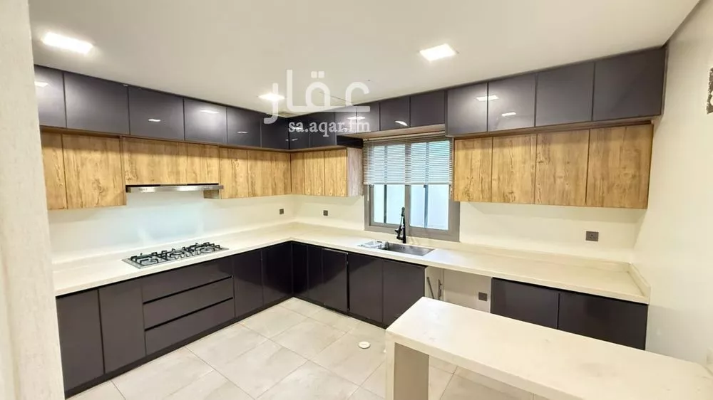 فيلا 5 غرف في النرجس 1