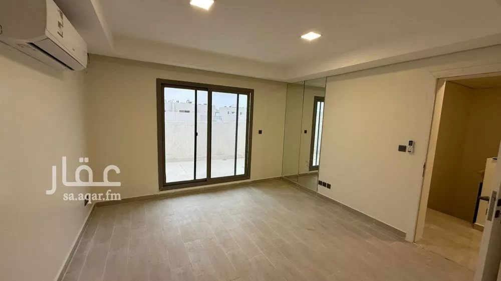 فيلا 5 غرف في النرجس 3