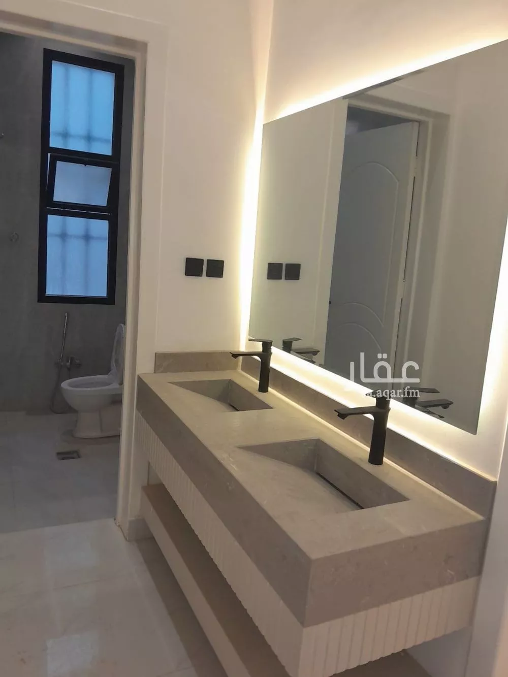 فيلا 4 غرف في السعادة 5