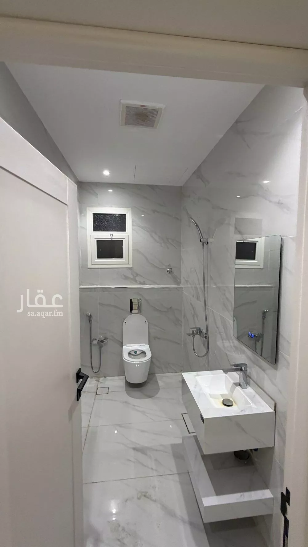 شقة 3 غرف في النرجس 1