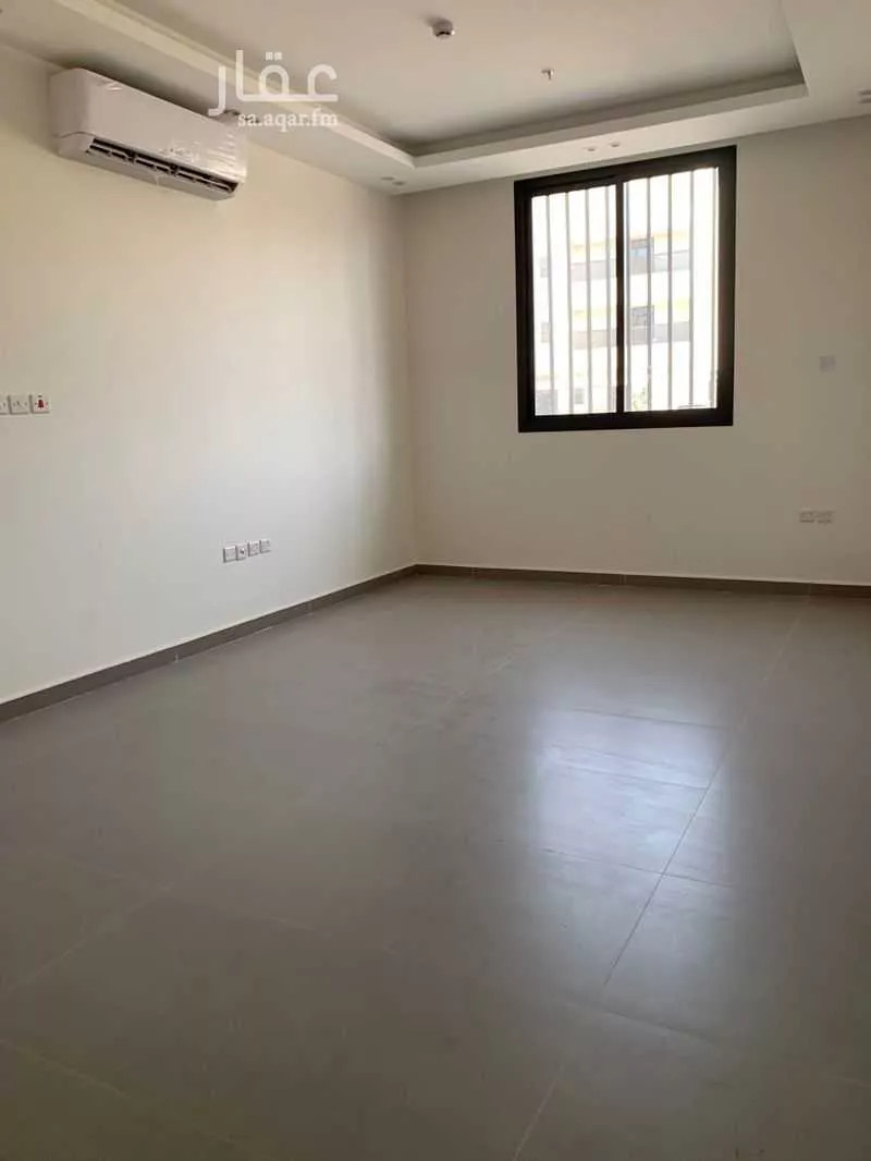 عمارة 950 م² في العارض 2