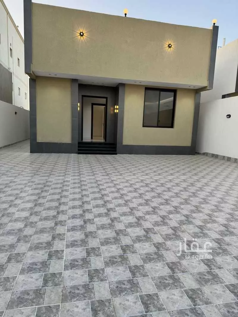 فيلا 6 غرف في الفروسية 1