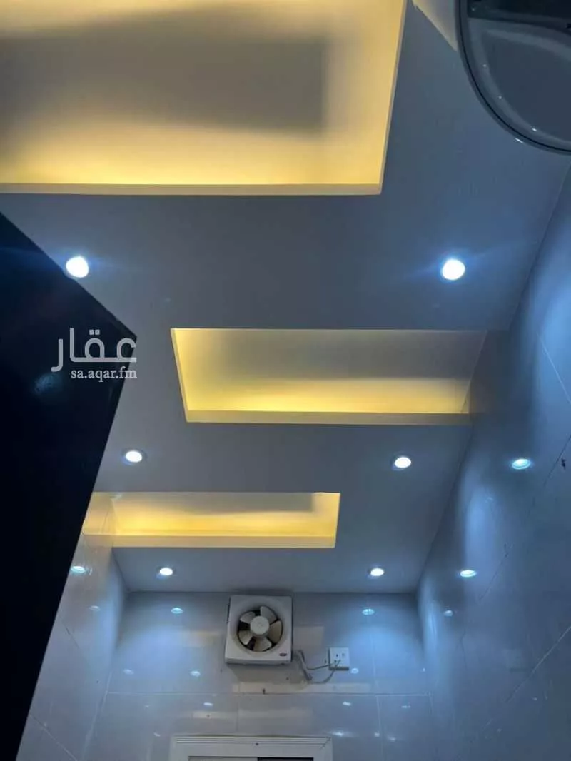 عمارة 828 م² في الجصة 5